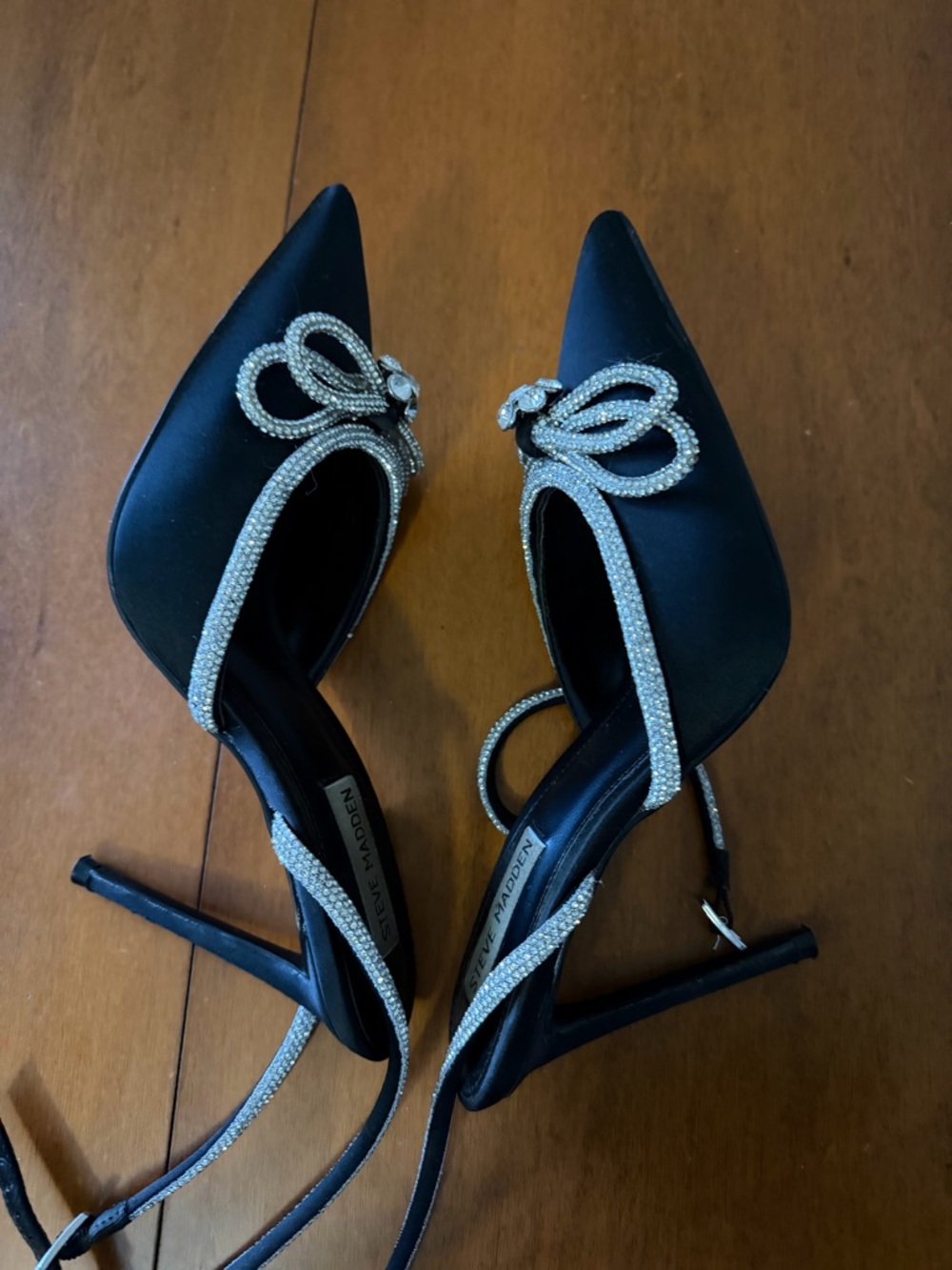 Steve Madden Black Pointed-Toe Slingback Mules with Crystal Bow - Picture 4 of 5